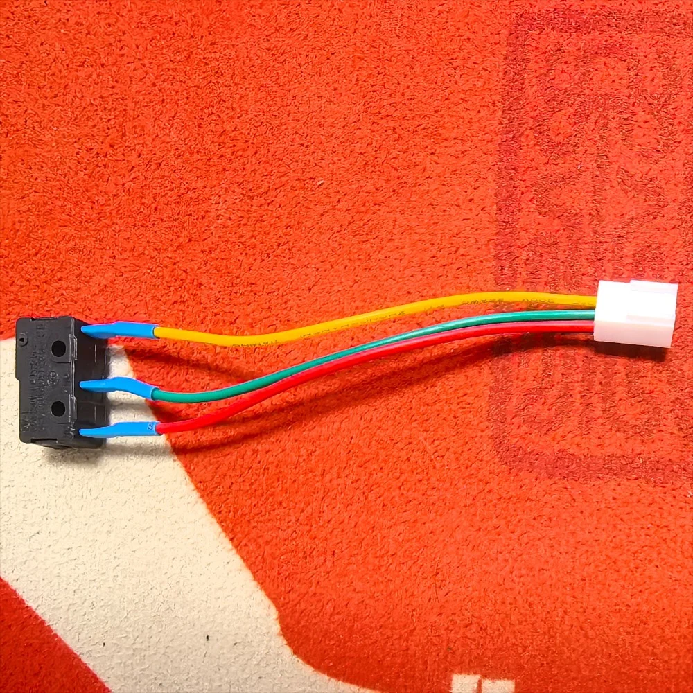 Piezas de electrodomésticos para quemador de Gas, microinterruptor de tres cables sin astilla utilizado en estufa de Gas/table de cocina/calentador de agua a Gas, 10 Uds.