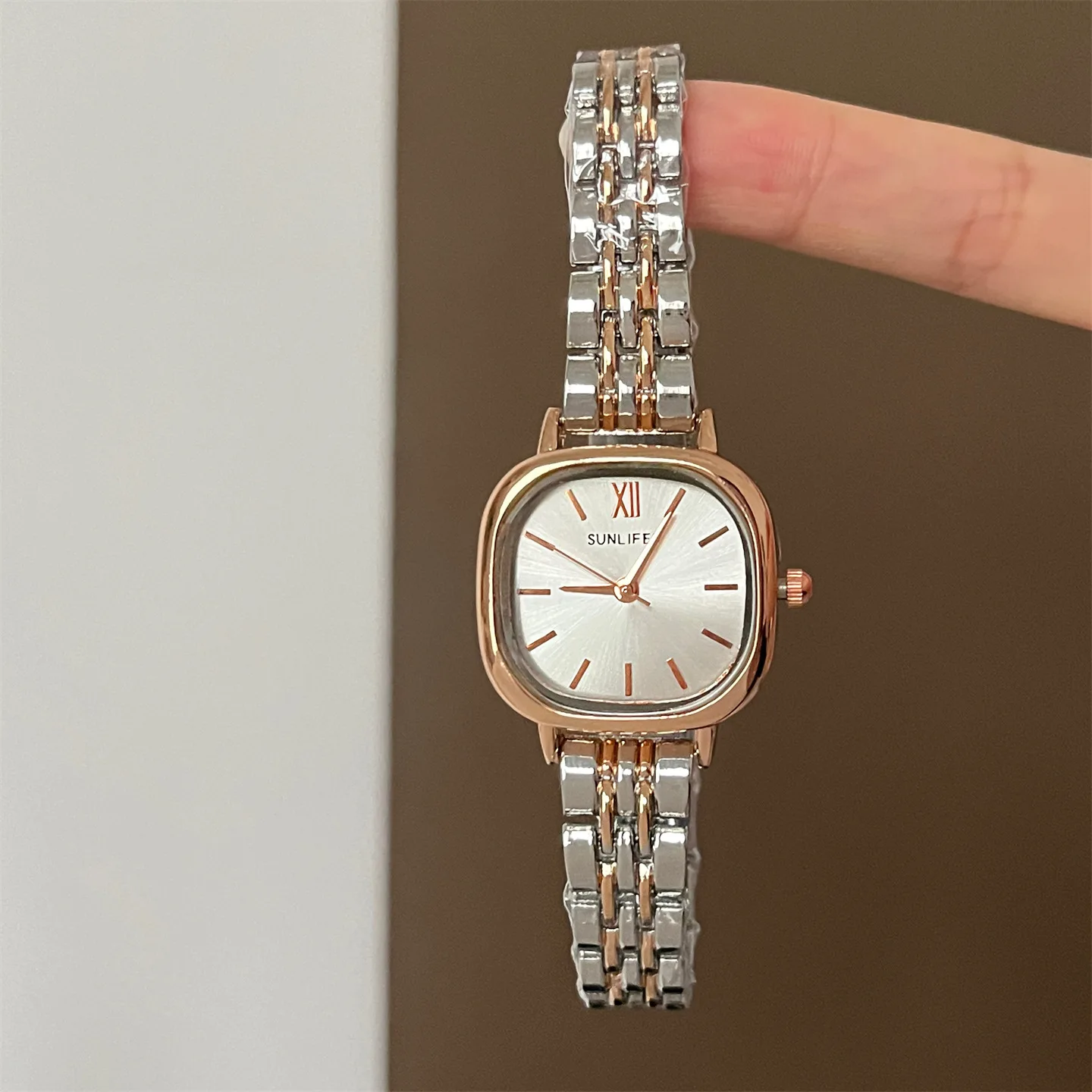 Sunlifex vierkant rosé stalen band quartz horloge voor dames 2025, nieuw licht luxe niche high-end horloge damescadeau