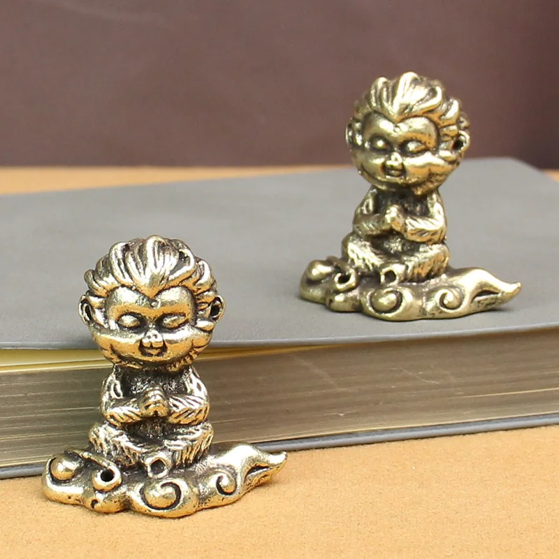 

Brass Wukong Decoration Creative Office Study Fighting God Buddha Xiangyun Wukong Bronze Ware