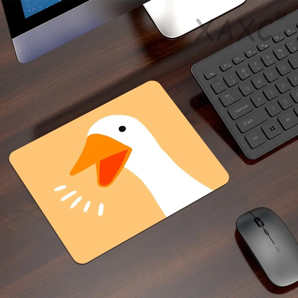 

Коврик для мыши с рисунком Doubts Duck, мультяшный резиновый маленький коврик для мыши, настольный компьютер, офисная клавиатура, коврик для киберспорта, HD, игровой коврик для мыши