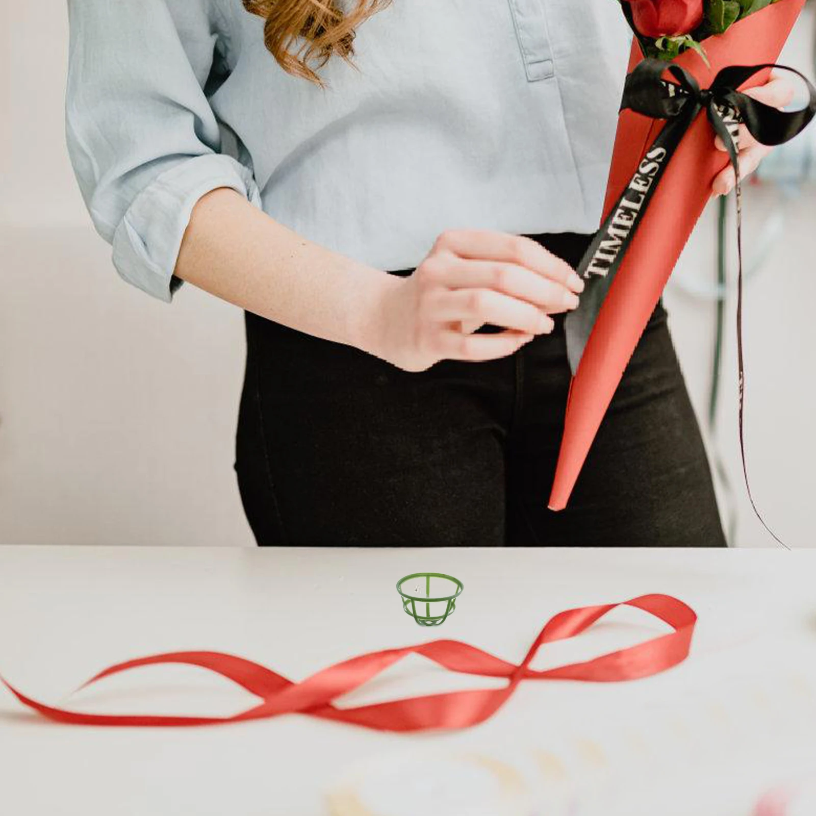 

100 PCS Base Artificial Floral Half Ball Cage Spherical Green Diy Flower Arrangement Holders