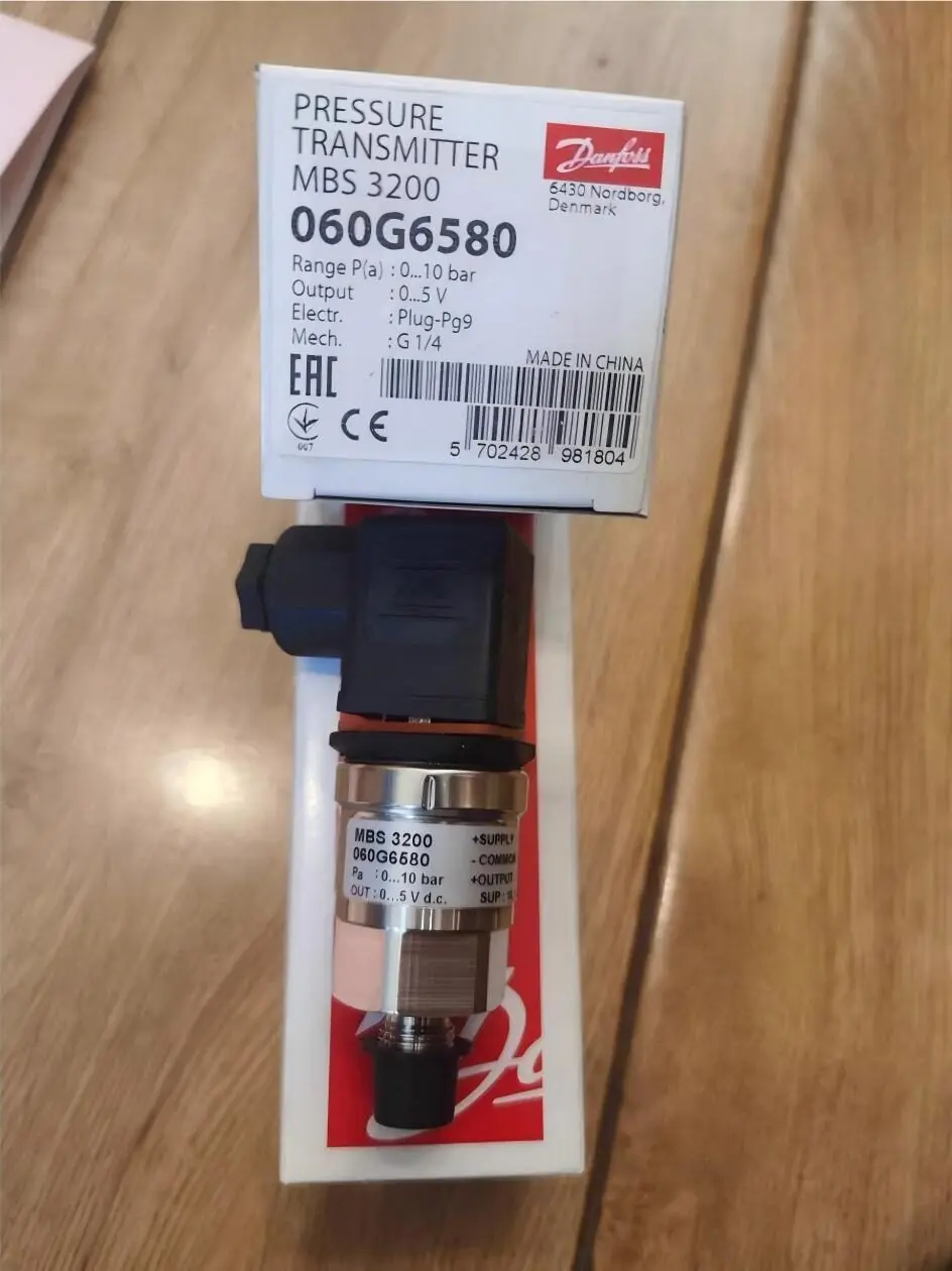 Model 060G6580 New Danfoss Pressure Transmitter MBin stock