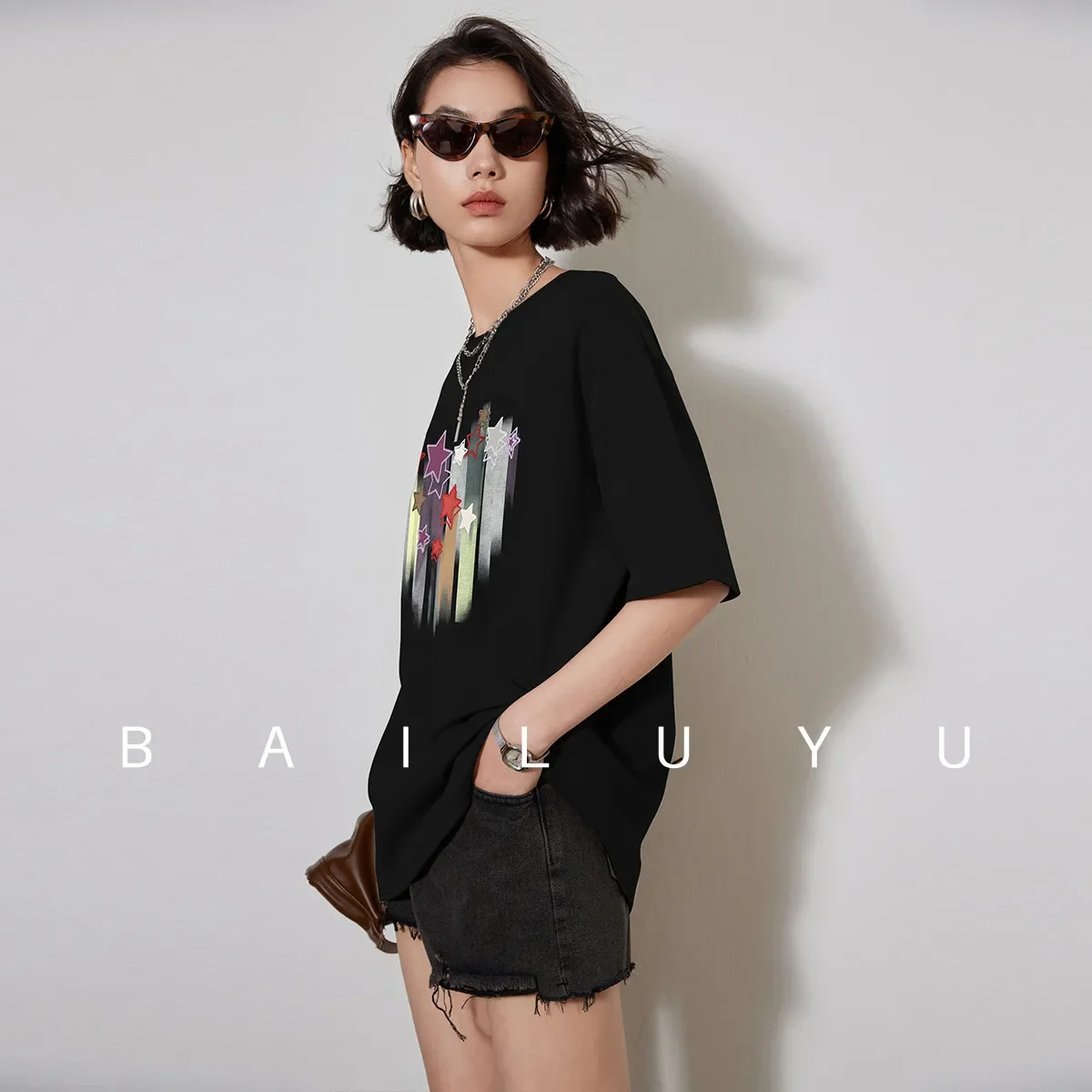 LOUIS YAO Women T-shirt 2024 Summer New Round Neck Short Sleeve Loose Fit Casual Drop Shoulder Sleeve Print Fashionable Chic Top