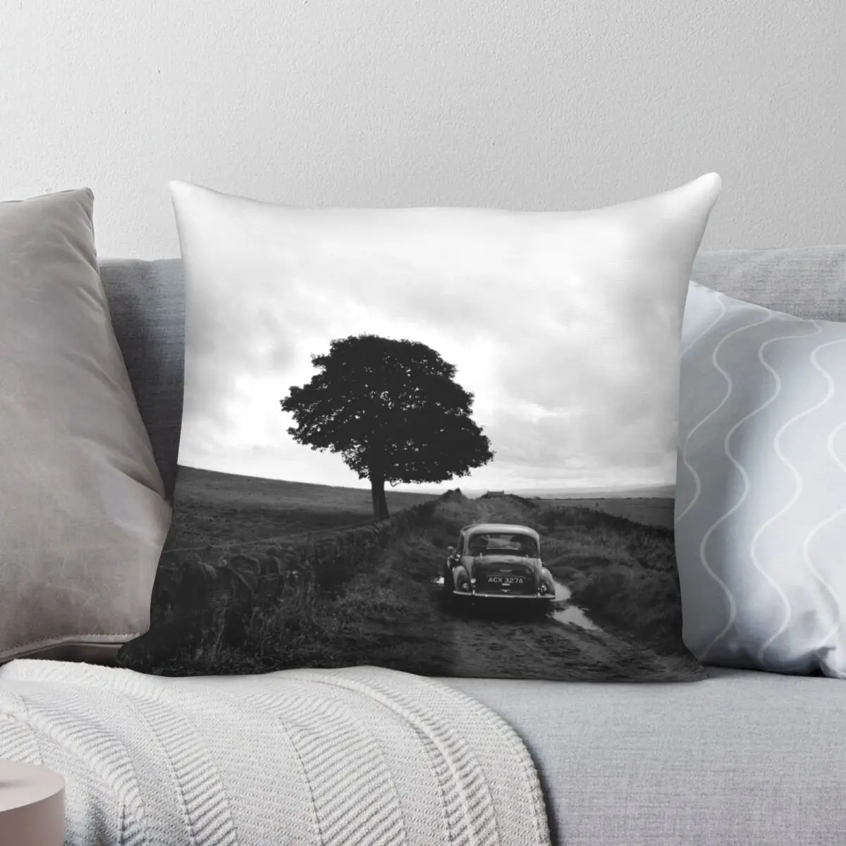 

Homeward Bound Pillowcase Polyester Linen Velvet Pattern Zip Decor Car Cushion Cover Wholesale 18"