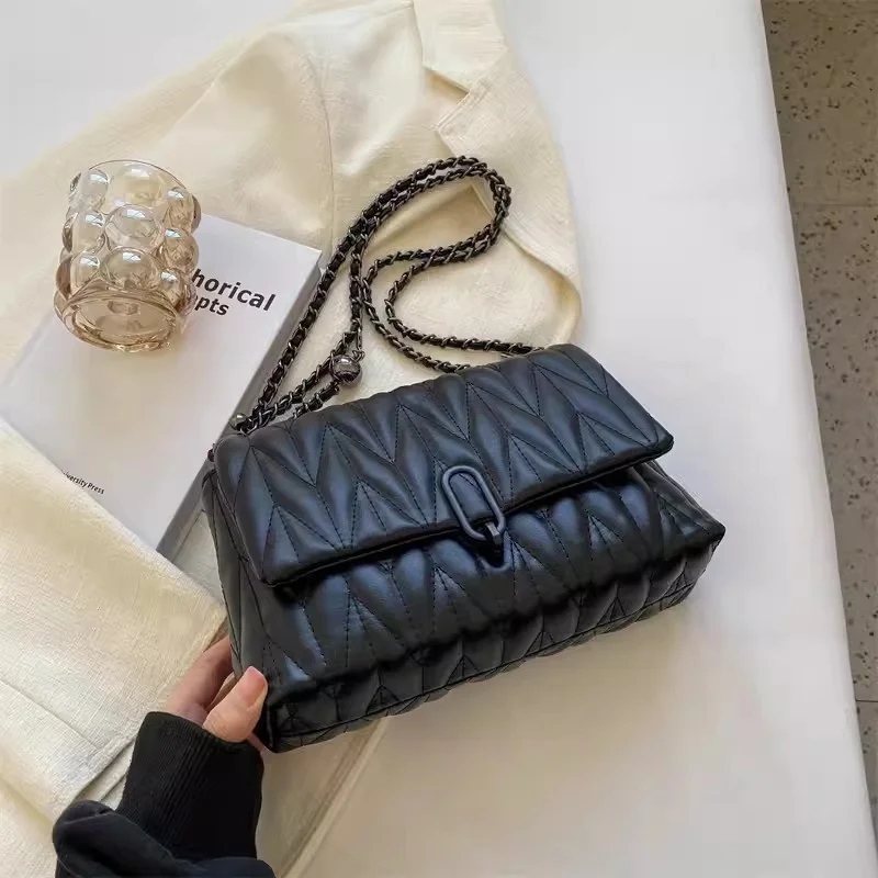 

2025 Elegant Leather Crossbody Bag For Women Luxury Designer Shoulder Handbag Ladies Tote Purse With Adjustable Chain Strap