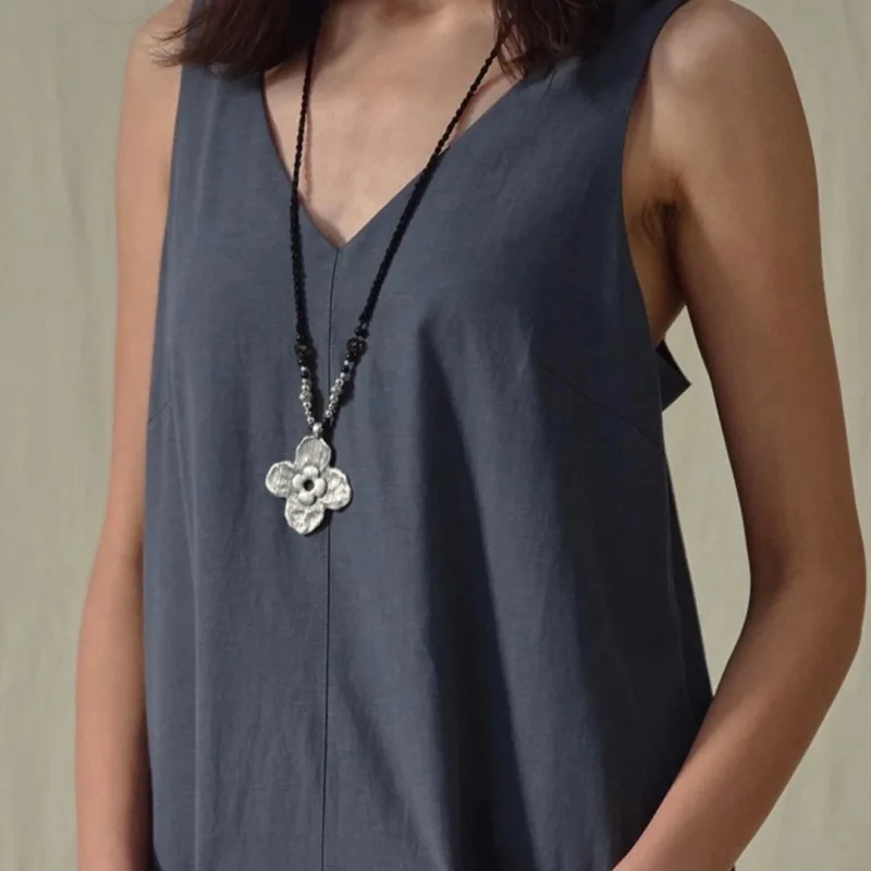 

Big flower long necklaces for women black rope sweater necklaces vintage elegant jewlery braided ethnic jewelry new in 2025