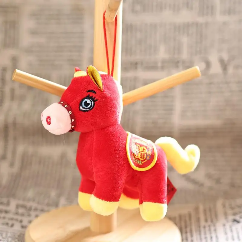 

1Pcs Soothing Pony Doll Bag Accent 2026 New Year Badge Red Tiny Horse Plush Items Vibrant Appealing Desktop Pets Festival Favor