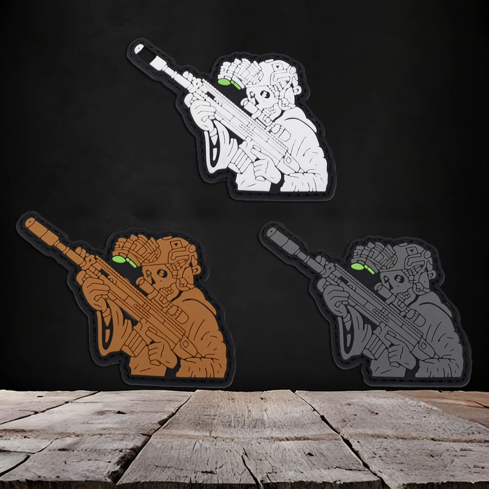 Helmet Skeleton Side Profile Design, Luminous Pvc Decorative Patch, Velcro Adhesive Type, Includes a Fleece Backing, Glowing Jacket, Hat, Suitcase, Personalized Luminous Decorative Patch, Badge Appliqué