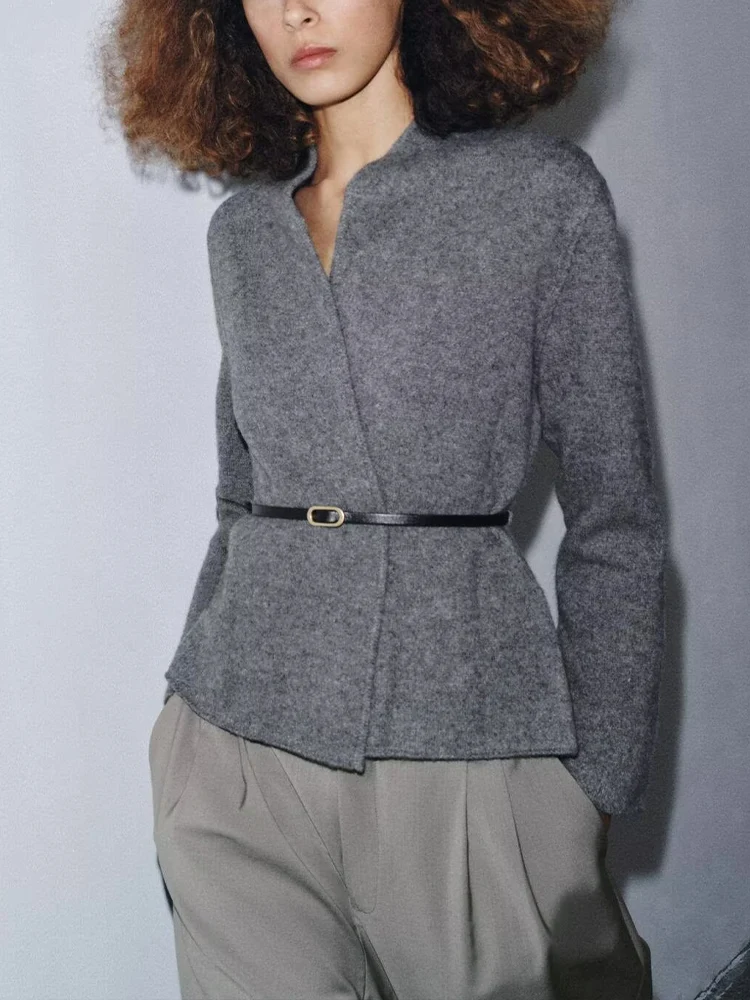 

European and American style 2025 autumn new products women's clothing design sense knitted jacket with belt