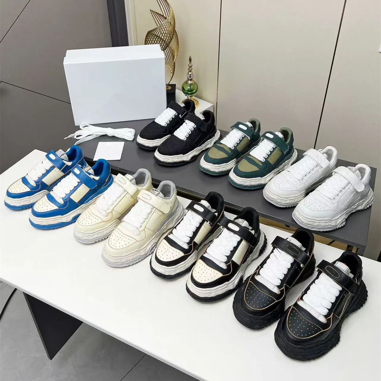 Dad's shoes men's 2025 autumn and winter new style thick soled height increasing shoes retro made casual sports shoes women