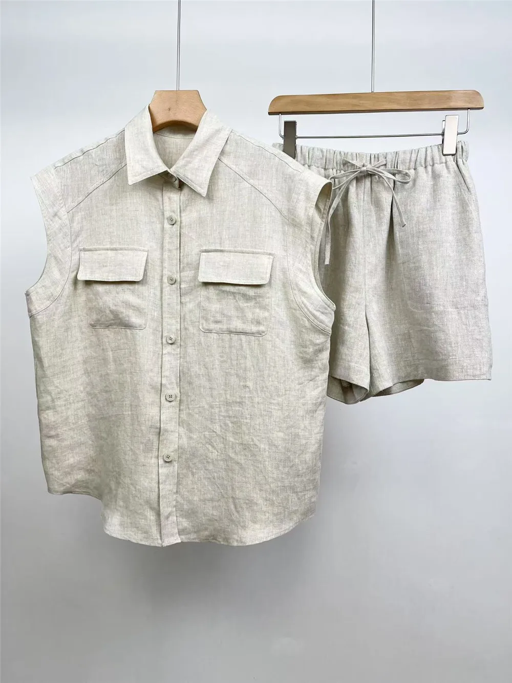

Women's Linen Short-Sleeved Shirt + Drawstring Elastic Waist Shorts Set Fashion All-Match