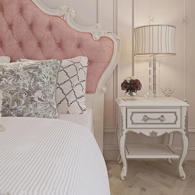 French light luxury solid wood bedroom carved double bed European classical court style 1.8 meters, high-end villa princess bed