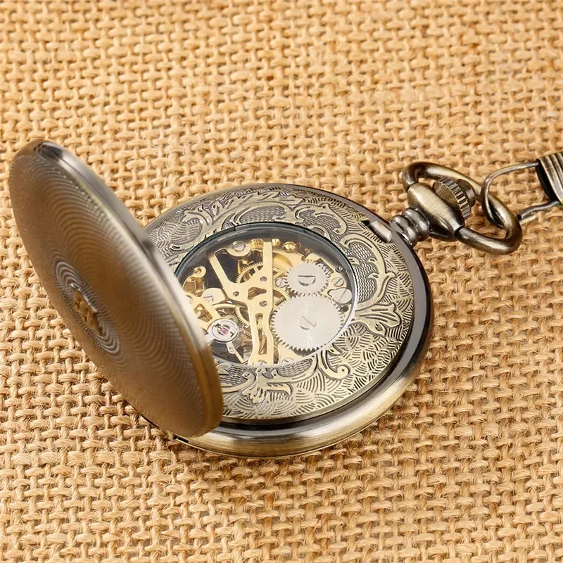 Vintage Style Pocket Watch Hollow Out Case Men's Handwinding Mechanical Watches Roman Numeral FOB Pendant Chain Timepiece Gift