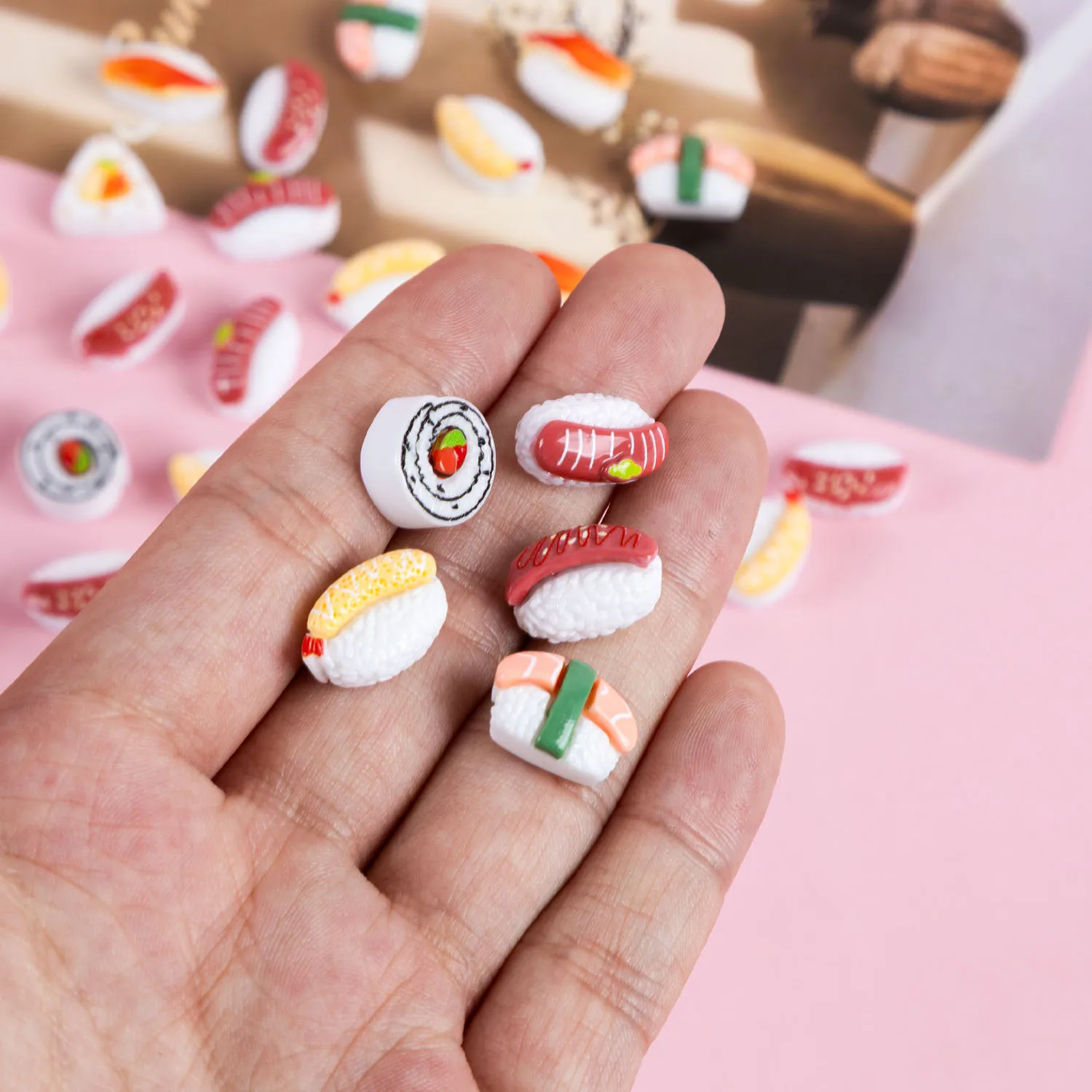 10pcs Mini Sushi Japanese Food Becaon Beef Crab Sushi Model DIY Resin Food Dollhouse Miniature Simulation Doll Accessories