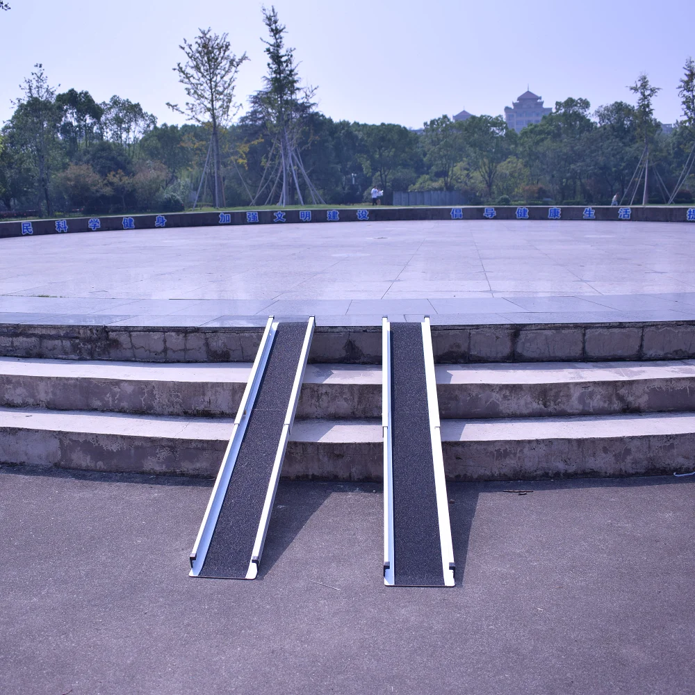 Adjustable Aluminum Ramps with Handbags Folding Threshold Wheelchair Ramp Door Threshold Wheelchair Ramps for Home Steps