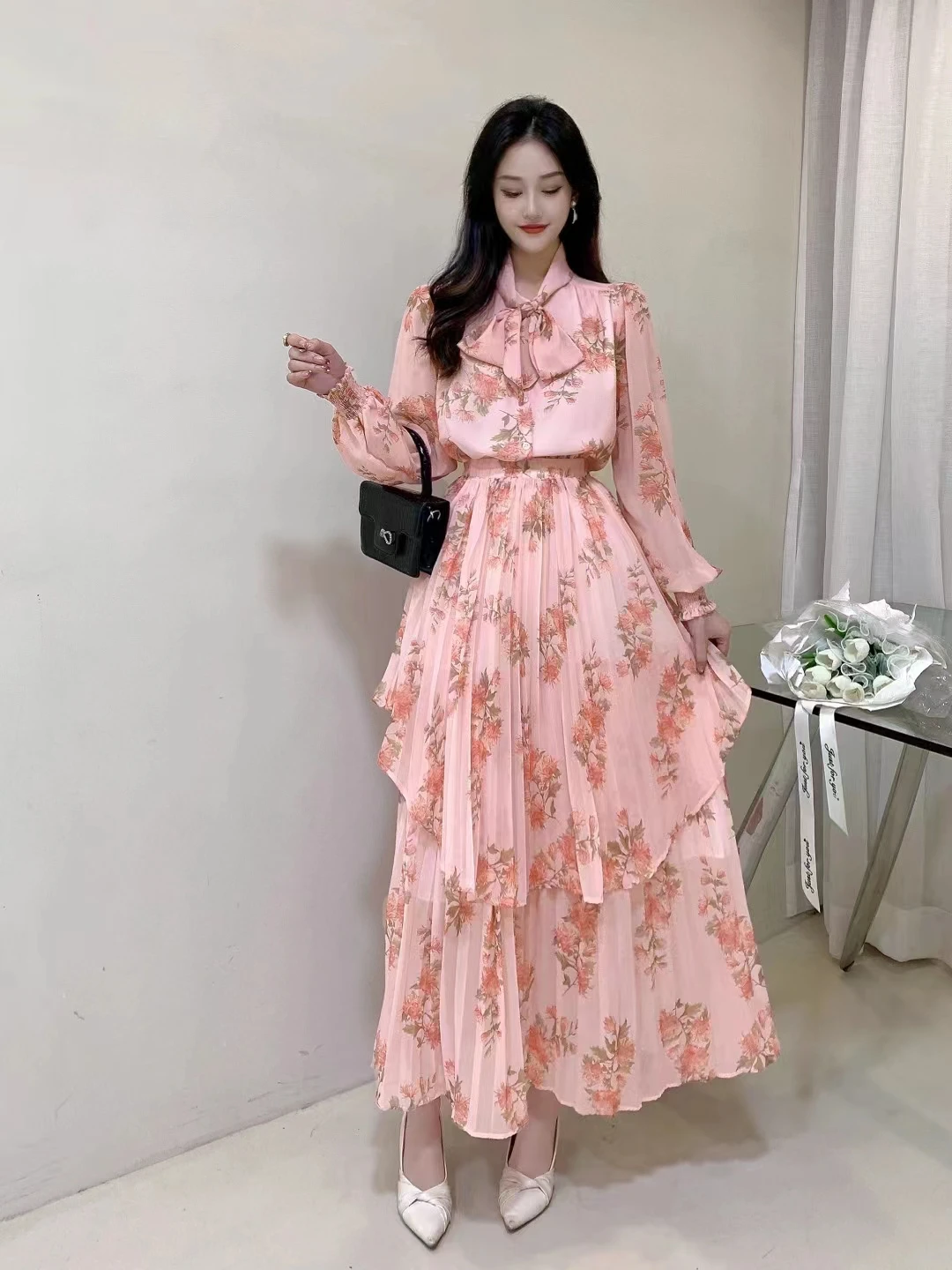 New Spring Autumn Women Sweet Floral Skirt Suits Long Sleeve Chiffon Shirt And Double layered Pleated Long Skirt Two Piece Set