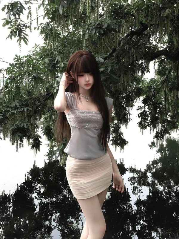 

Pure Desire Sexy Short Skirt Set High Waist Heavy Work Square Collar Slim Fit Top And Skirt Combo Summer Fashion Women's Outfit
