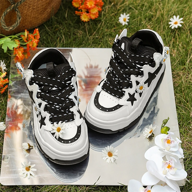 Popolari scarpe da pane margherita scarpe mattcake rialzate scarpe Lefu da donna scarpe basse scarpe Casual per interni ed esterni scarpe da tavola a stella