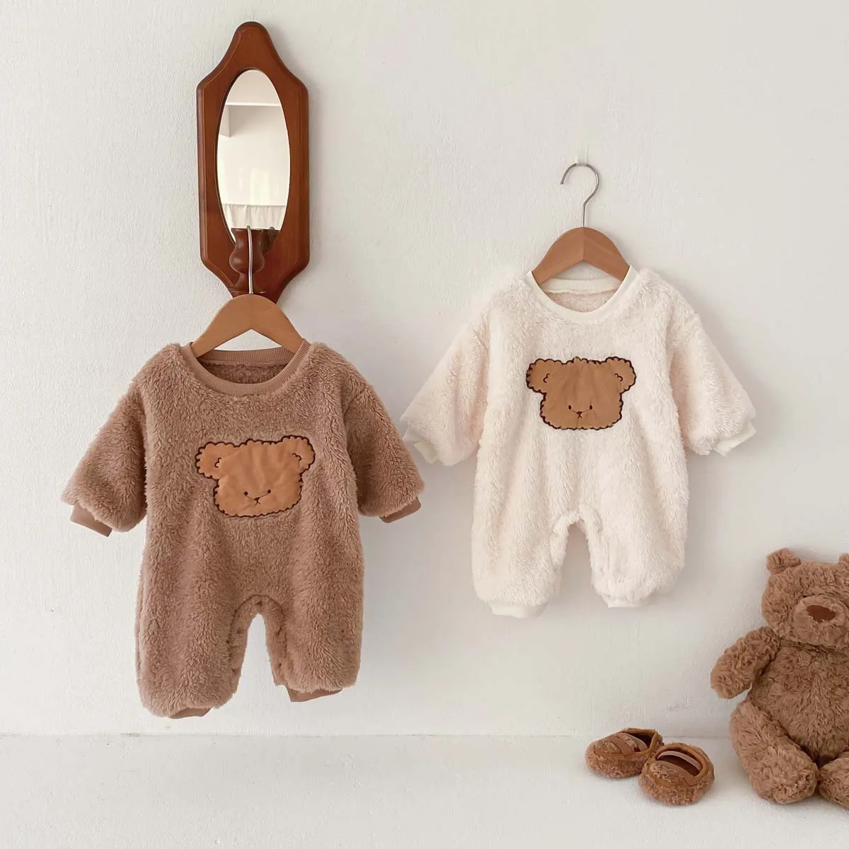 

6-24 Months Children's Winter Collection: Plush cartoon one-piece suit for infants and toddlers, warm crawling suit for newborns