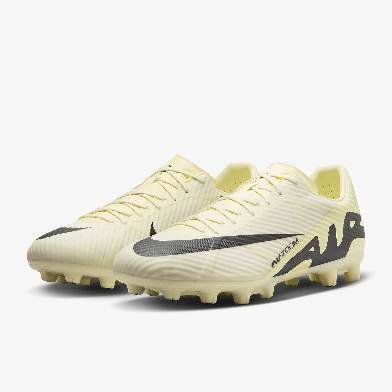 

Nike genuine Zoom Vapor 15 Men's Training Soccer Shoes DJ5632-700