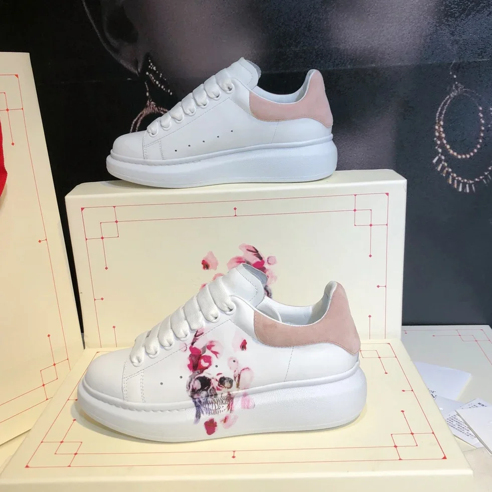 

Top High Quality Womens Trendy Casual Shoes 34-46 Luxury Mens Real Leather Unisex Sneakers Designr Lovers Tide Shoes YN00677