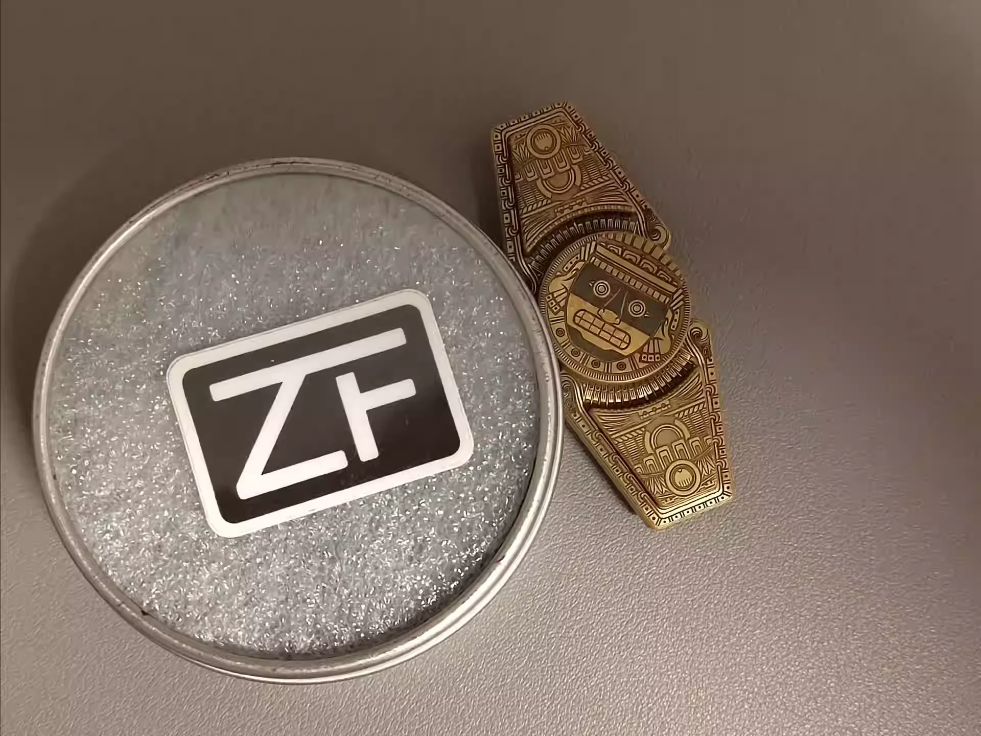 Third generation Aztec genuine Zerofeud fingertip gyroscope