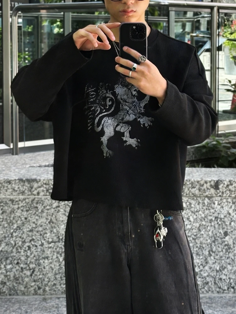 

Personalized punk print round neck sweatshirt long sleeved pullover T-shirt basic shirt retro dark top autumn