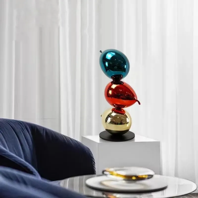 Modern Simple Luxury Cartoon Balloon Splicing Resin Art Deco Ornaments Suitable for Entrance Living Room Office Desktop