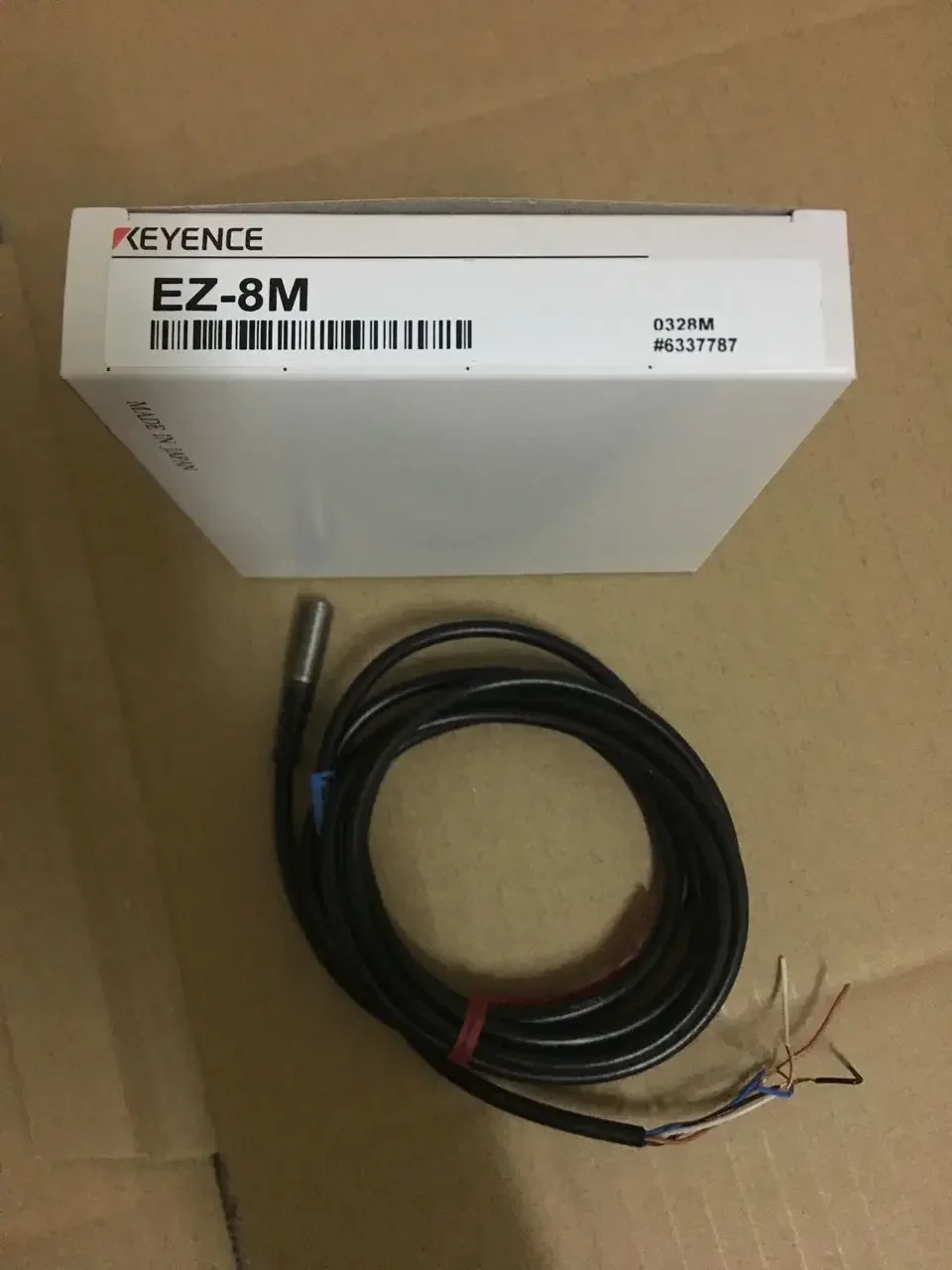 

Special sale of Japan's new original KEYENCE sensor: EZ-18T