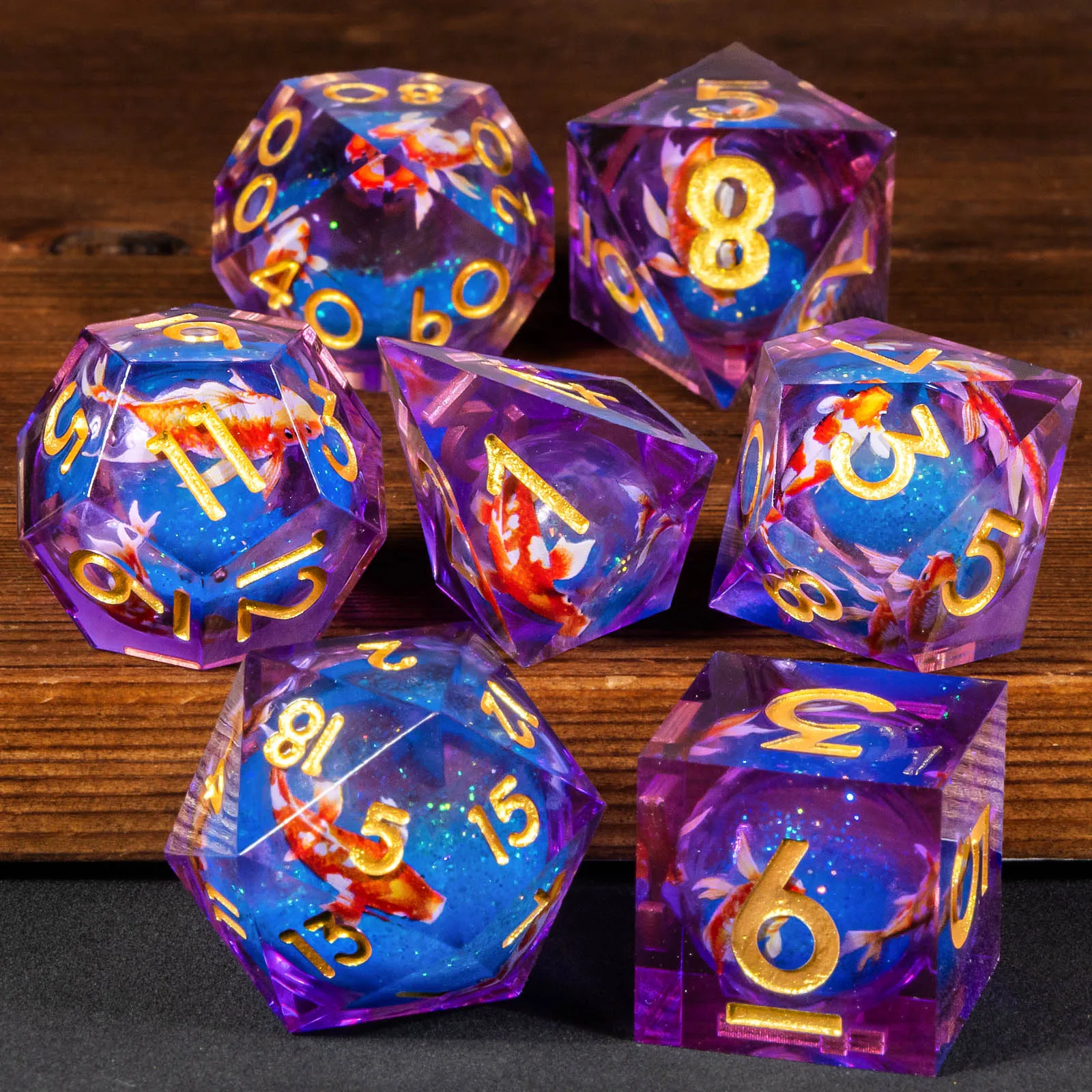 

Liquid Core DND Dice Set, Fish 7pcs Sharp Edge Resin Dice Set for Dungeon and Dragon, Role Playing D&D Dice D20 D12 D10 D8 D6 D4