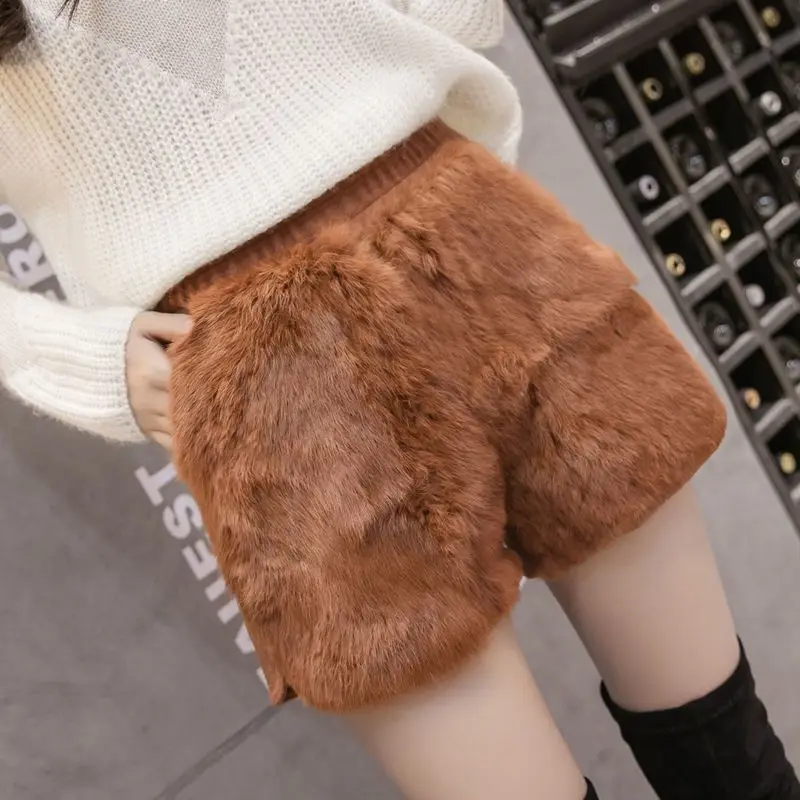 Thick Shorts Women Stretch High Waist Plush Shorts 2024 Autumn Winter Faux Fur Women Casual Women Shorts Black Boot Pants