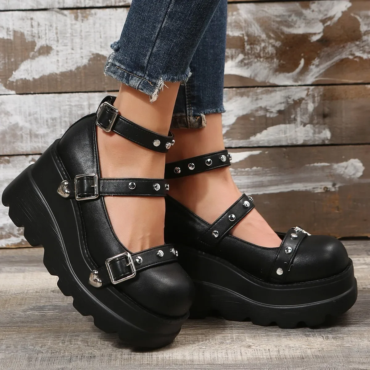 

New Ladies Goth Platform Pumps Fashion Heart Buckle Rivet Punk Wedges High Heels Women's Pumps Party Street Shoes Woman