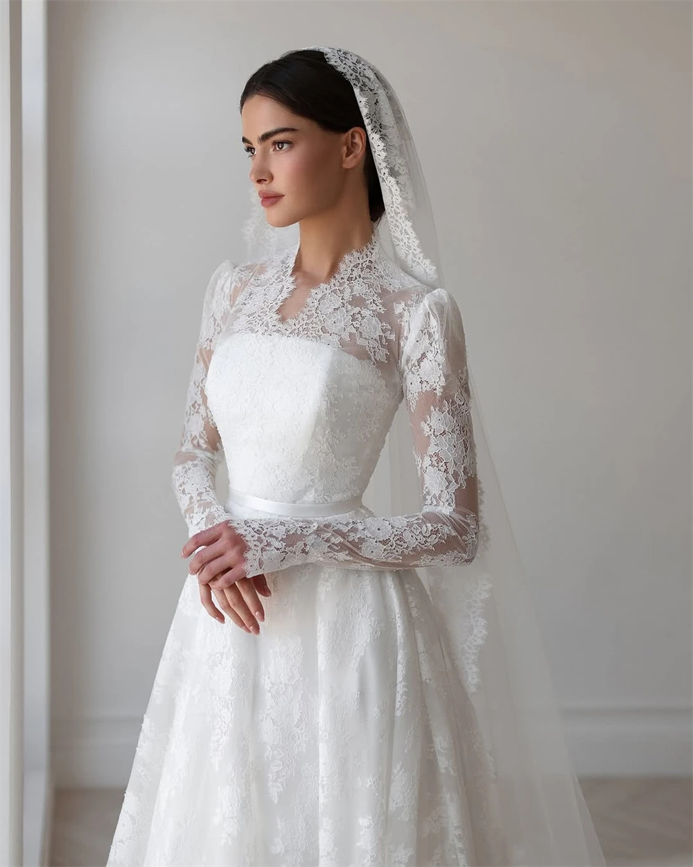 Aangepaste elegante witte kanten trouwjurk formele v-hals lange mouwen bruidsjurken dromerige a-lijn rechter trein vestido de novia