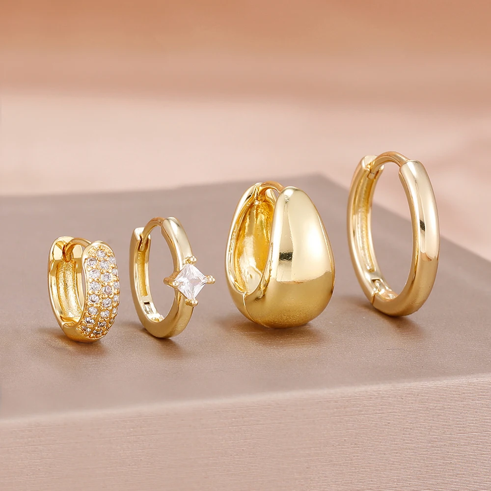 4Pcs Little Crystal Zirconia Hoop Earrings Set Cute 18K Gold Plated Chunky Ellipse Earrings Cartilage Earrings Piercing Jewelry