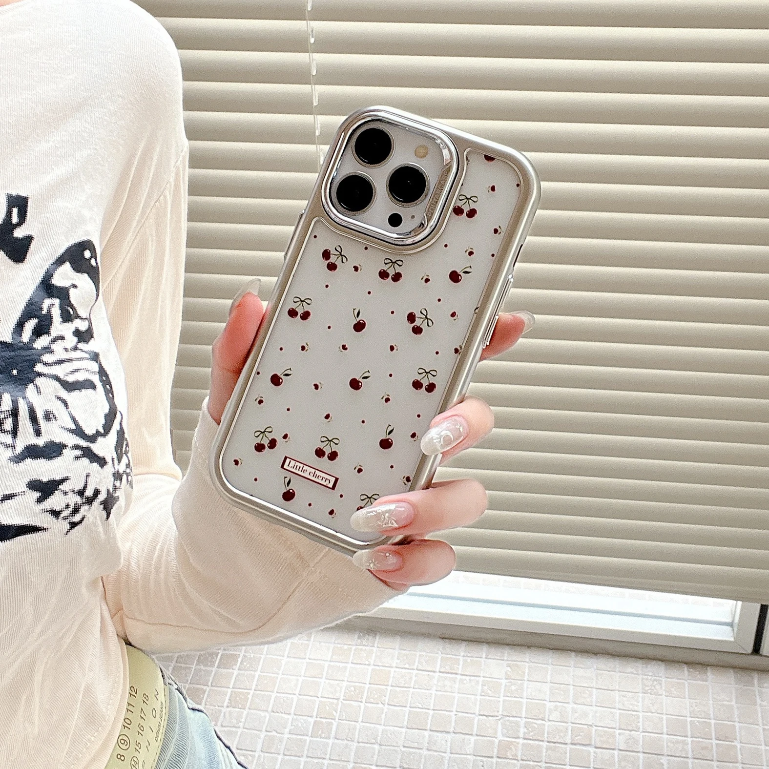 Korean Electroplated Frame Refreshing Cherry Chic Phone Case for iPhone 16 15 14 13 11 Pro Max Plus Back Cover for 12 Pro Max