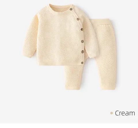 8 best sales stickad babyoutfit - №1
