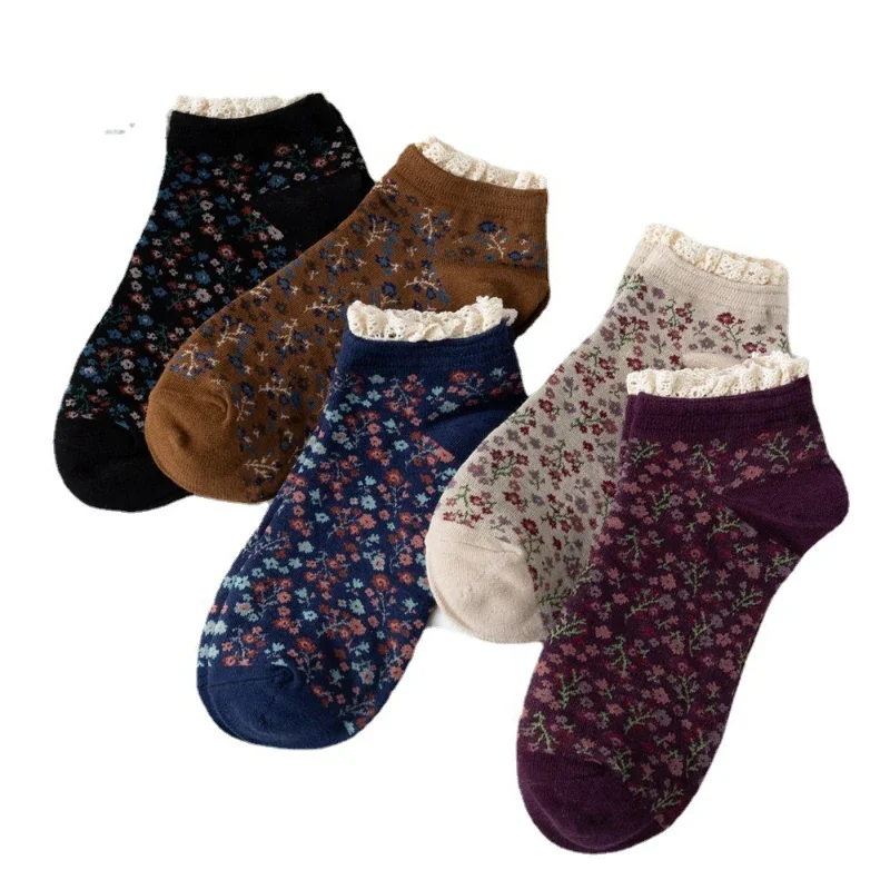 New Japanese girls lace boat socks floral retro women\'s socks Korean socks