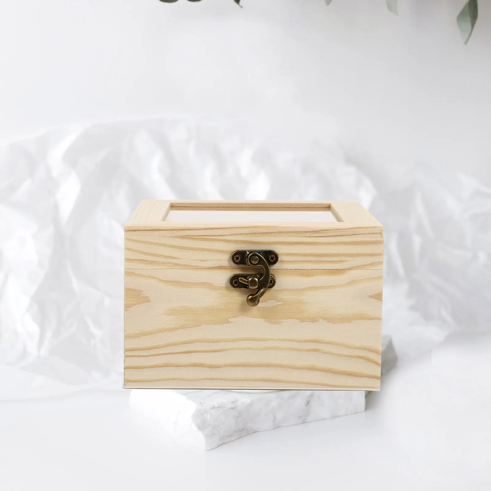 1Pcs Exquisite Wooden Etched Grain Eternal Flower Box with Clear Acrylic Lid Versatile Gift Packaging Display Storage Solution