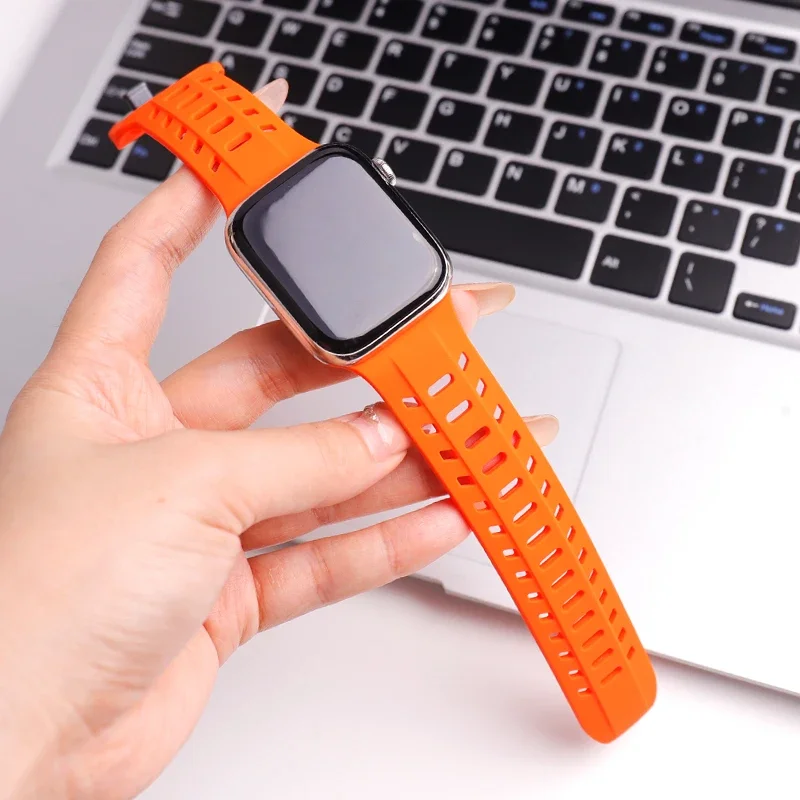 

Silicone Band For Apple Watch strap 46mm 44mm 40mm 45mm 41mm 38 42 49mm Breathable bracelet iwatch series Ultra 10 9 8 7 SE 6 5