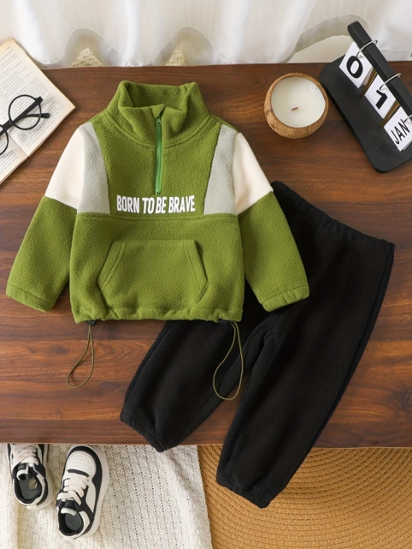 Conjunto de forro polar de Sherpa con bloques de Color para niños, cuello levantado con media cremallera + traje cálido de dos piezas con estampado "BORN TO BE BRAVE" para otoño/invierno