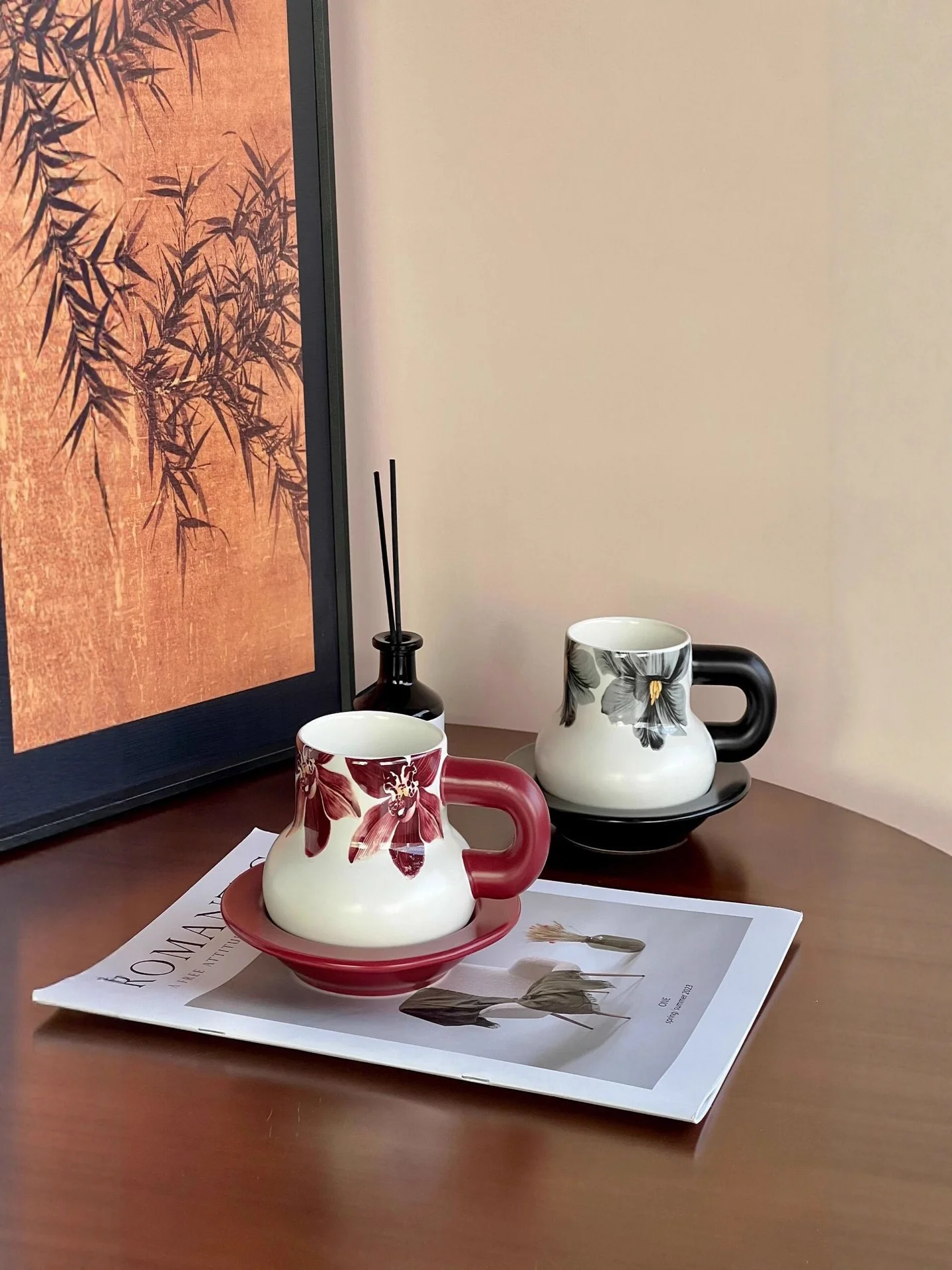 

Guofeng ceramic cup set for ladies, high-end luxury teahouse commercial mug with saucer" }undefined