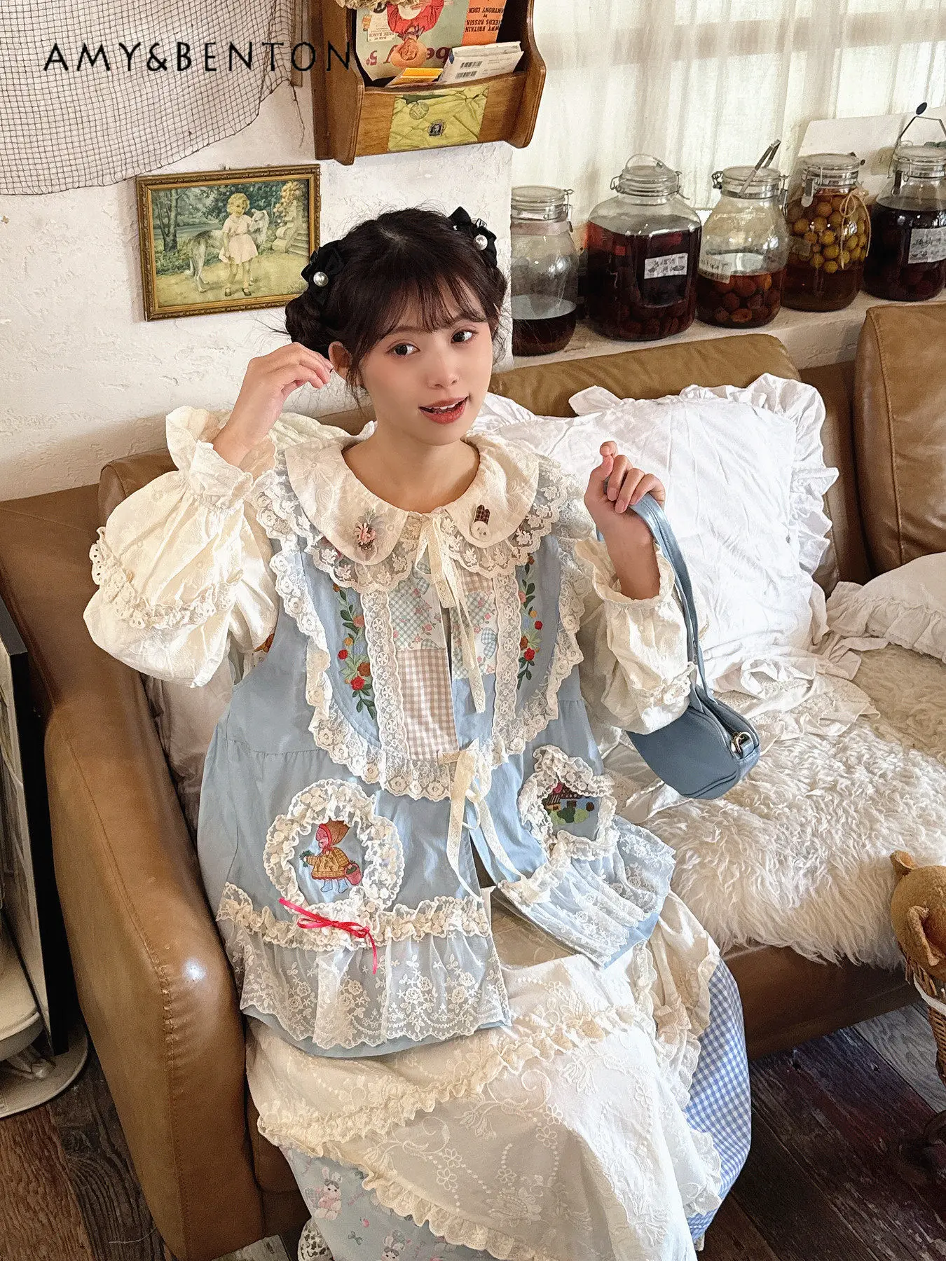 

Spring Autumn New Forest-style Sweet Girl Milky Blue Cotton Vest with Lace Trim White Cartoon Shirt Plaid Patchwork Skirt