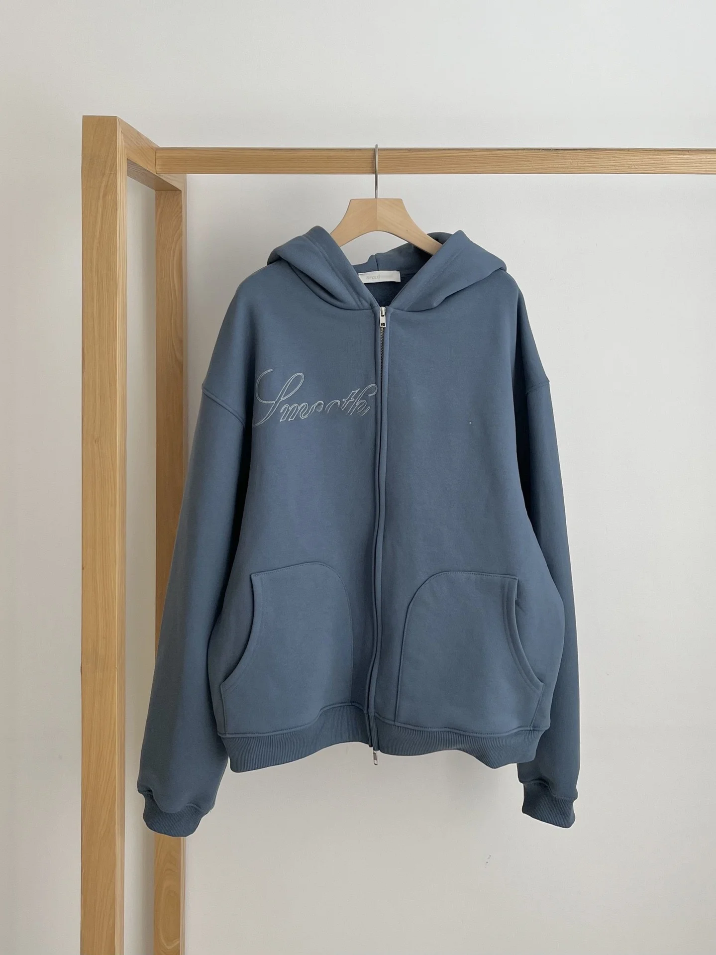 

SMOOTHMOOD Embroidered Fce Hoodie 2025 Winter New Arrival Women's Loose Fit Long Sve Zipper Cardigan