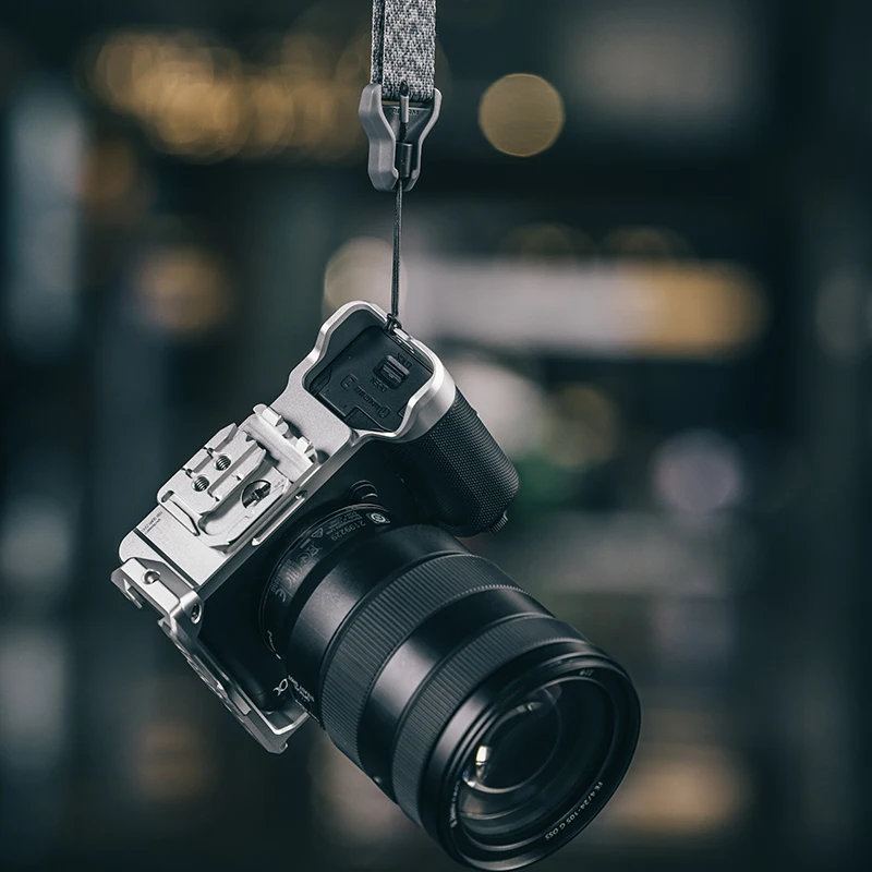 Ulanzi Falcam F22 & F38 & F50 Quick Release Camera L Plate Bracket For Sony ZV-E1 With Arri Positioning 1/4\