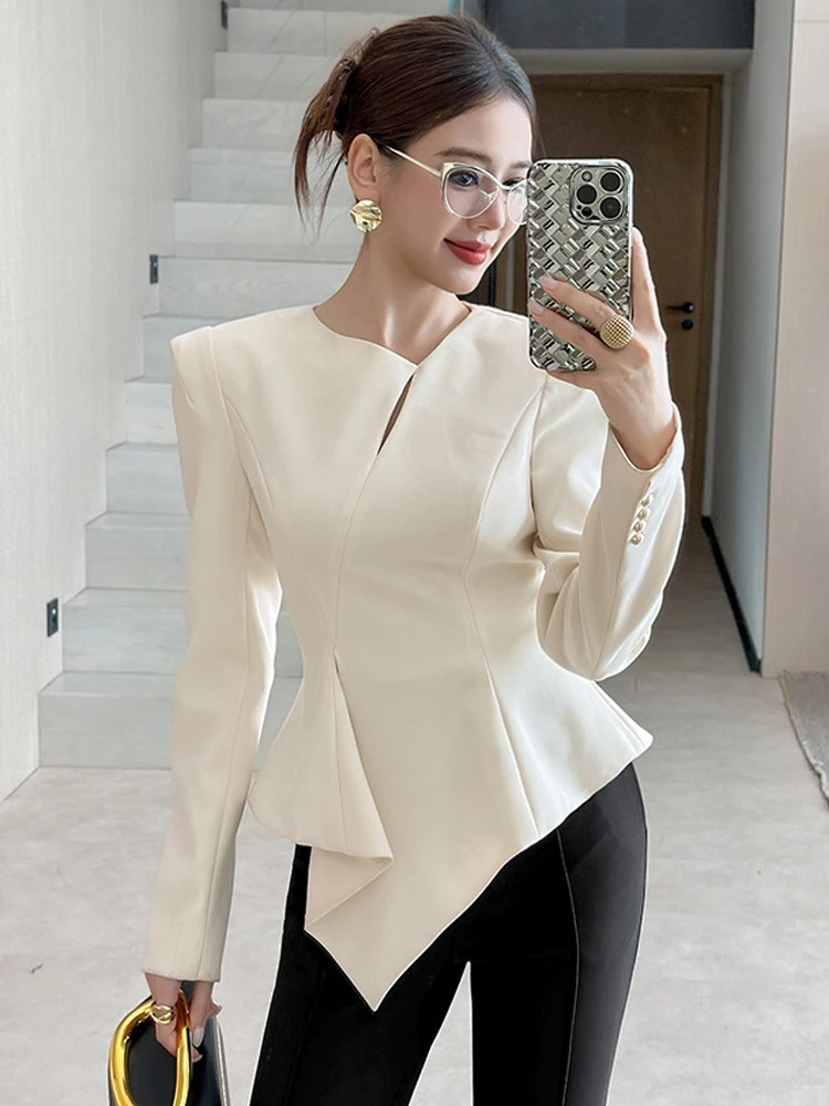Straße Kleidung Frauen Formelle Anlässe Rüschen Hemd Elegante Dame Mujer Oansatz Hohl Tops Asymmetrische Bluse Mode Frühling Autum