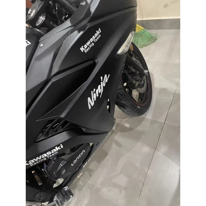 Motorcycle 1 Set 3D Emblem Badge Decal Tank Wheel Sticker Fuel Tank Stickers for Ninja ZX6R ZX10R ZX14R Suzuki Sv650 2003 Pcx125