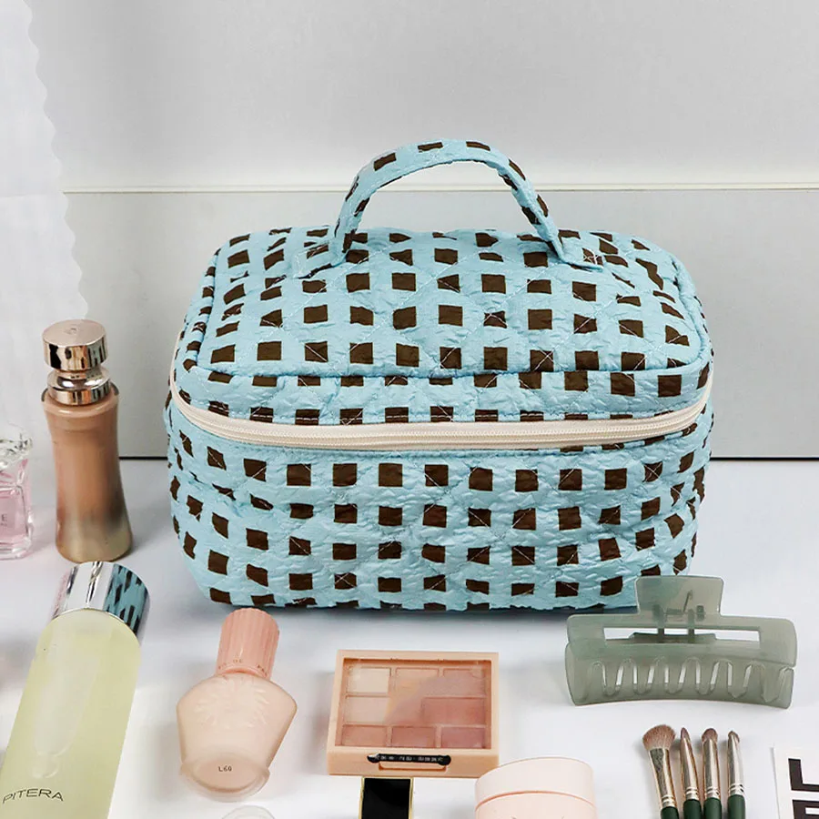 Cute Cartoon Women's Cosmetic Bags Large Capacity Travel Ladies Makeup Case Wash Storage Bag Portable Female Quilted Handbags