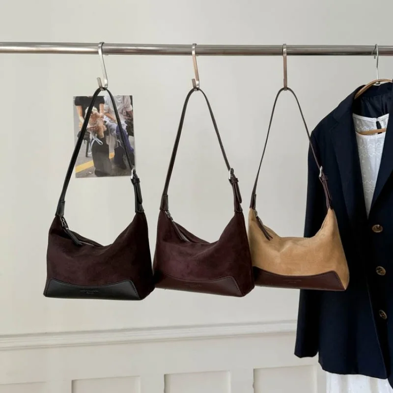 Sophisticated Women's Tote Bag Made Of Microfiber Leather Boasting Trendy Chiang Mai Lasting Spacious Soft Daily Look​