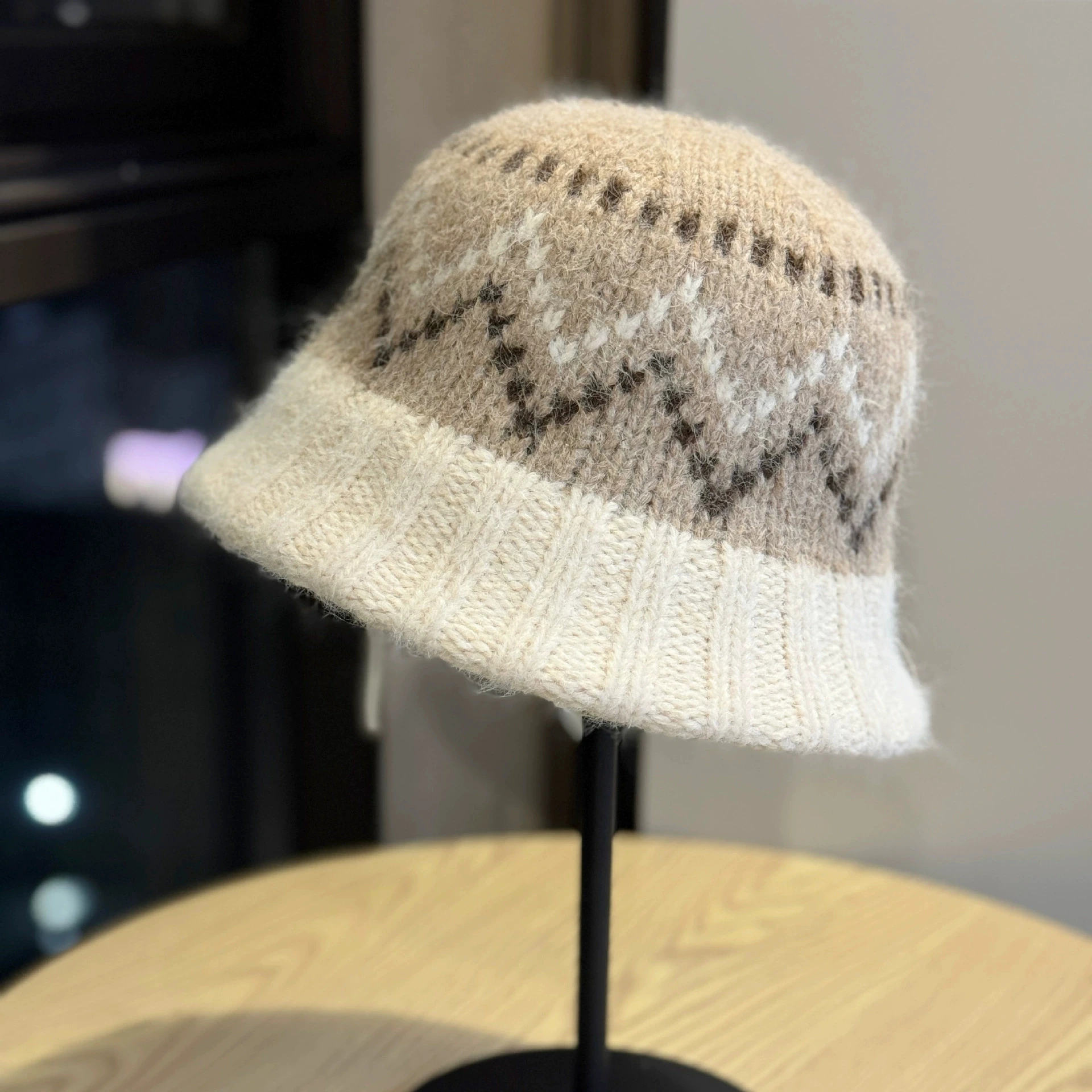 Neue Gestrickte Fischer Hut für Frauen Winter Warme Mütze Fair Isle Stil Koreanische Ohr-Schutz Woolen Hut Große Kopfumfang – Detail 8