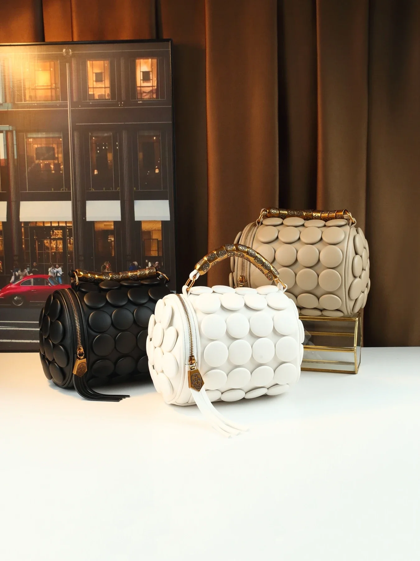 Trendy creative three-dimensional polka dot decoration cylinder bag women's retro button pillow bag